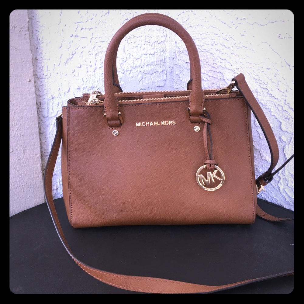 ✨MICHAEL KORS✨Sutton Bag